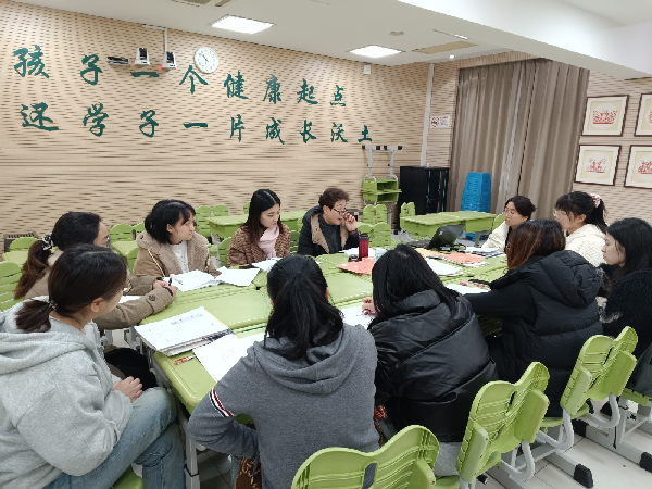 AI赋能精准诊断 专家引领助力成长——青浦区实验小学语文组主题教研活动